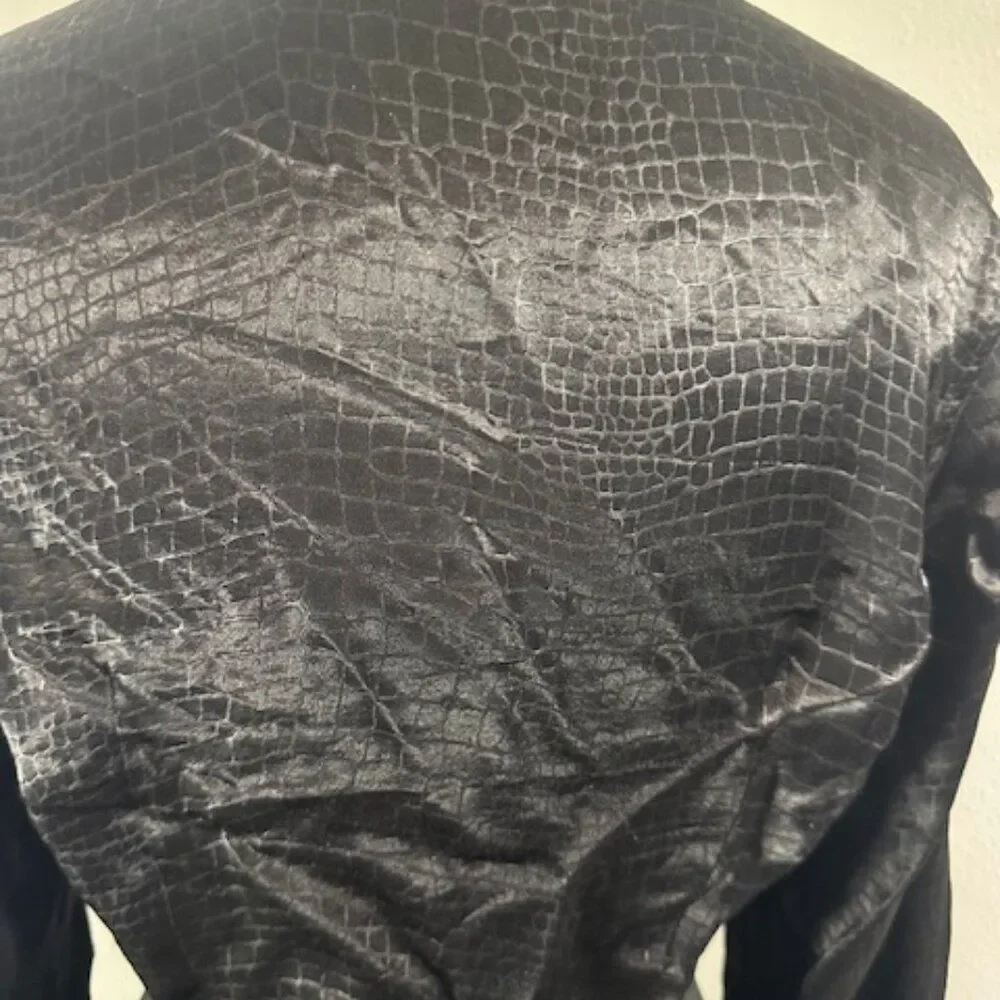 Vintage Guess Black Alligator look Button Up Shirt 8336 - Picture 5 of 11